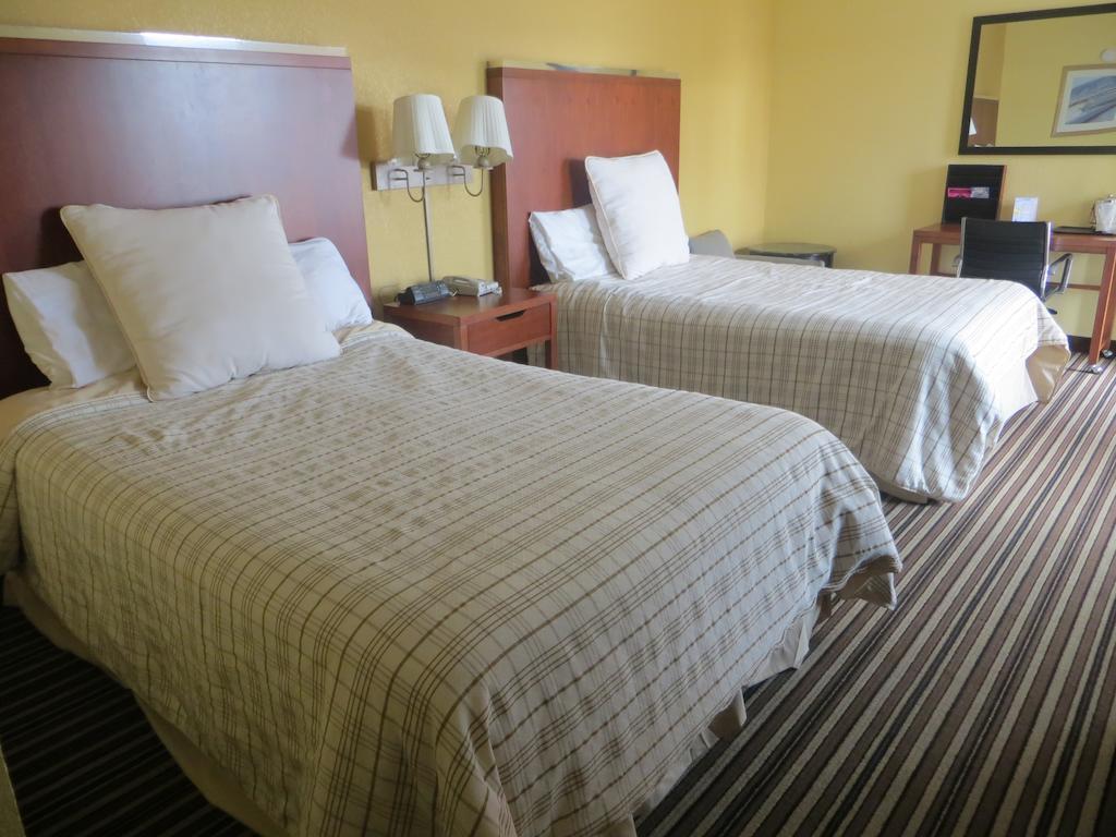 Days Inn Pigeon Forge South Extérieur photo