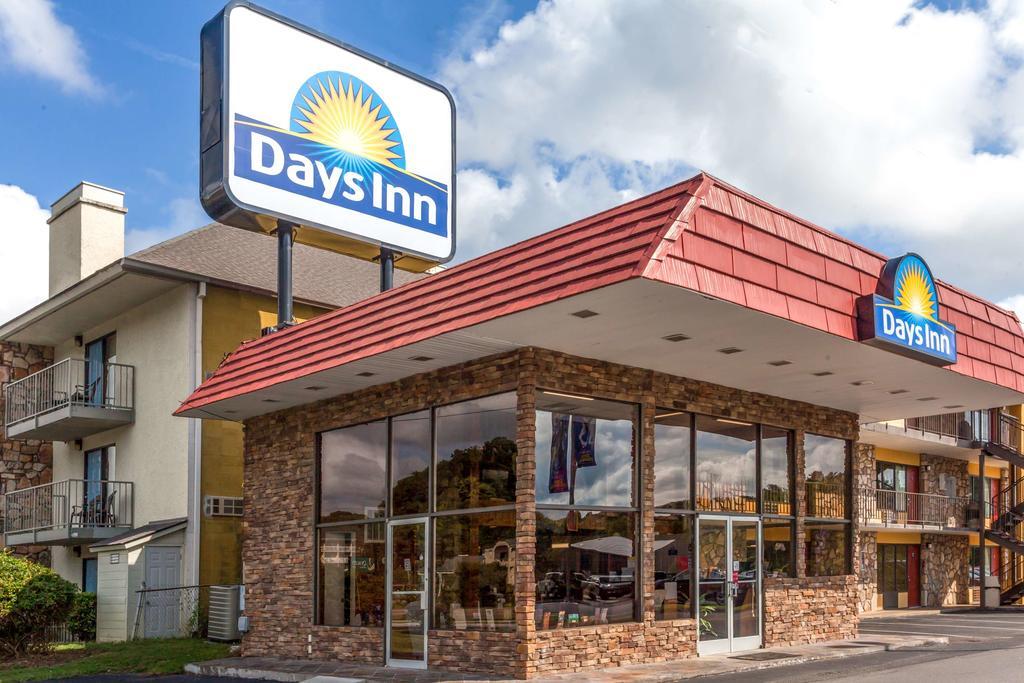 Days Inn Pigeon Forge South Extérieur photo